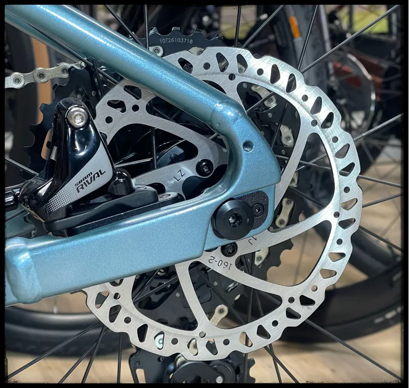 Giant Revolt X 1 Medium Cold Night 2023-5